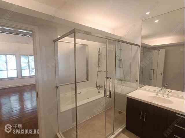 Mid Levels Central - Kam Yuen Mansion 04
