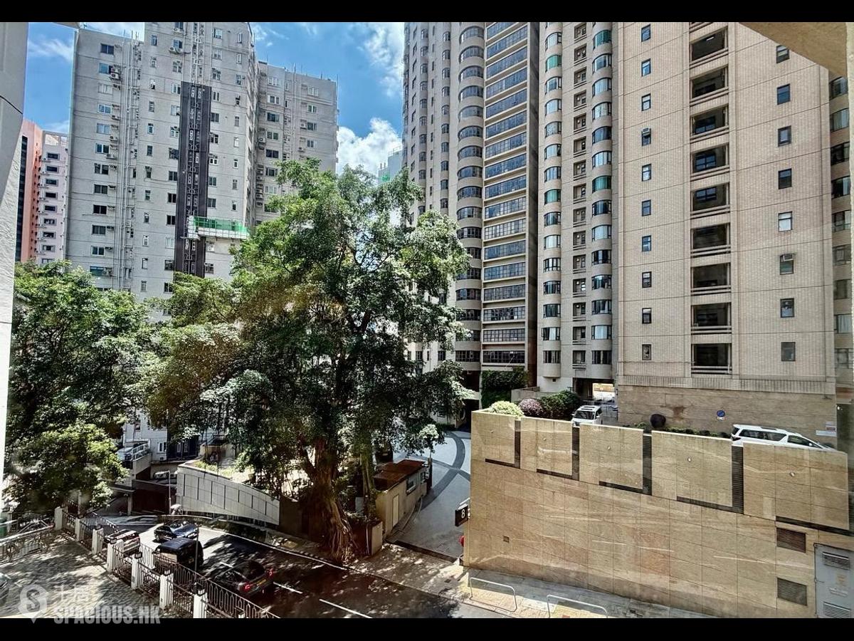 Mid Levels Central - Kam Yuen Mansion 01