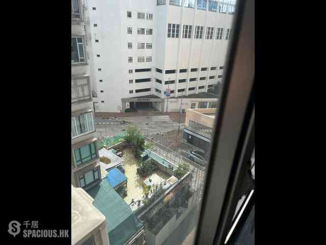 Tai Hang - Rhenish Mansion 01