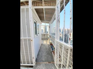 Shau Kei Wan - Hong Wah Mansion Block 2 09