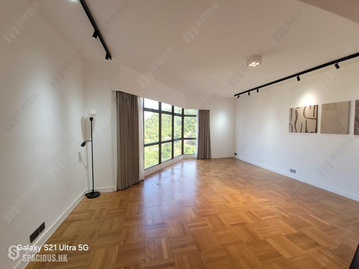 Mid Levels East - Bamboo Grove 01