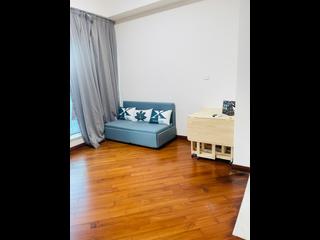 Wan Chai - The Avenue Phase 2 Block 2 07