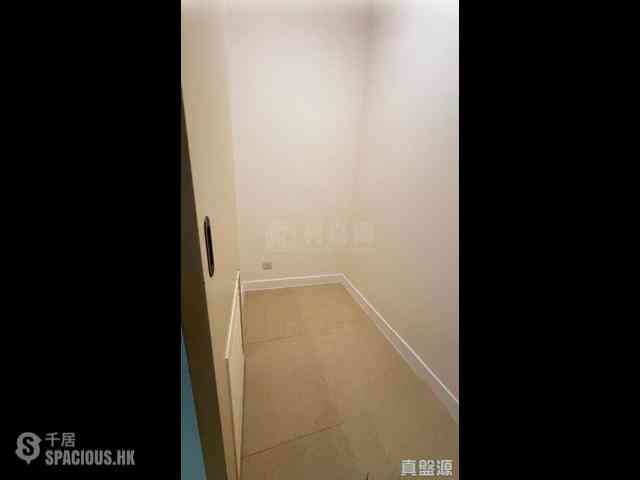 Tsim Sha Tsui - The Victoria Towers Tower 3 04