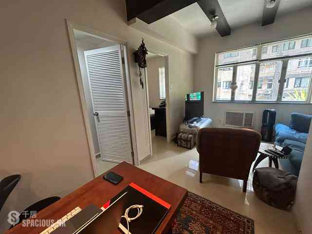 Mid Levels Central - Mountain View Court 01