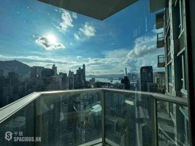 Wan Chai - The Avenue Phase 2 01