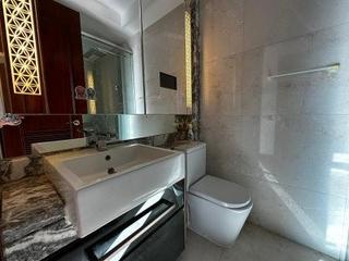 Wan Chai - The Avenue Phase 2 07