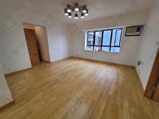 Mid Levels Central - Robinson Heights Block 3 07