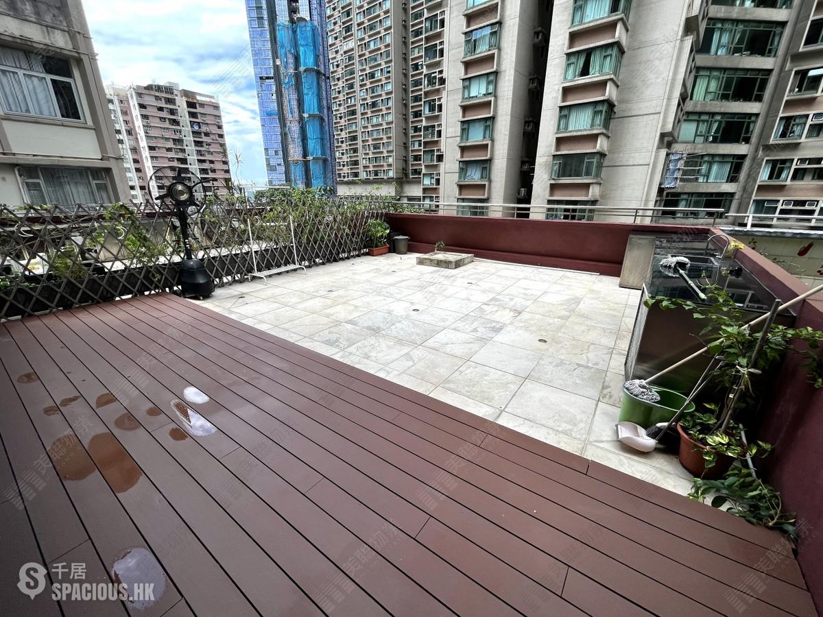 Mid Levels Central - Robinson Crest 01