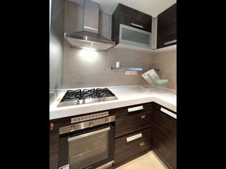 Mid Levels Central - Robinson Crest 07