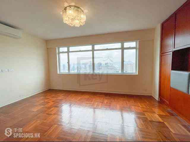 Stubbs Road - Evergreen Villa 04
