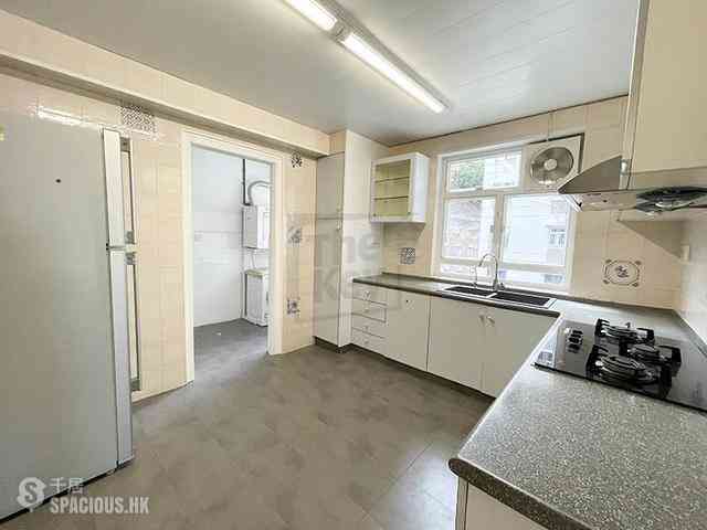 Stubbs Road - Evergreen Villa 09