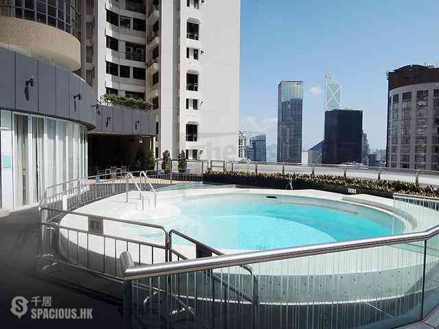 Mid Levels Central - Garden Terrace 03