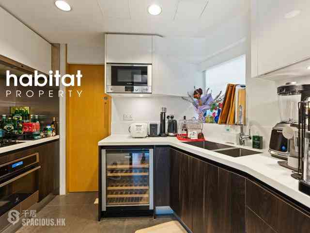 Mid Levels Central - Bo Kwong Apartments 13