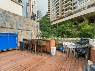 Mid Levels Central - Bo Kwong Apartments 16