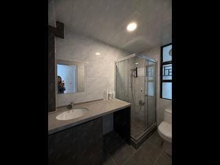 Mid Levels West - Scenic Heights Block 2 04