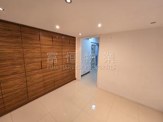 Happy Valley - King Cheung Mansions 09