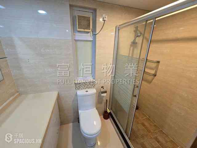 Happy Valley - King Cheung Mansions 11