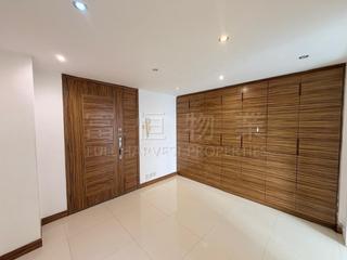 Happy Valley - King Cheung Mansions 04