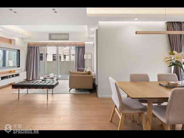 Mid Levels Central - Elegant Terrace Block 1 08