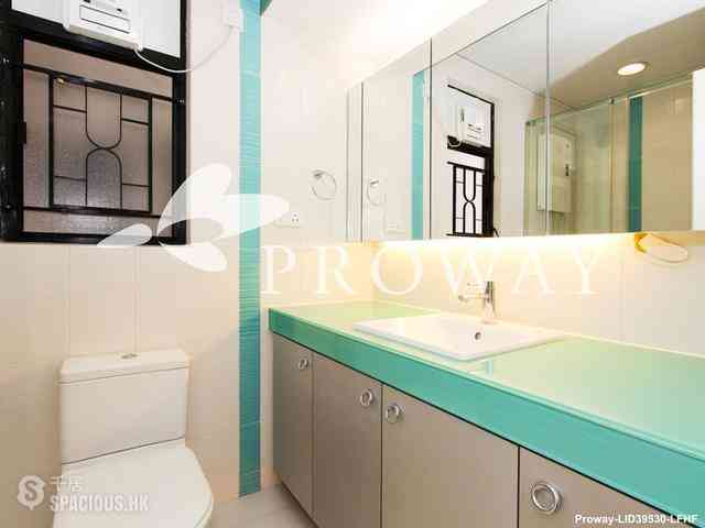 Mid Levels Central - Clovelly Court 09