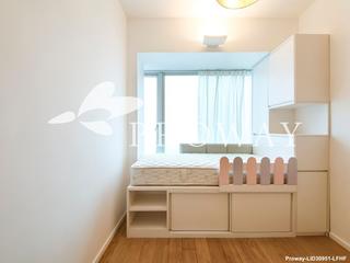 Tai Hang - The Legend 10