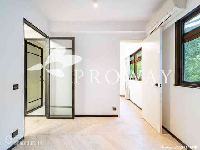 Fortress Hill - Sea Breeze Court 08