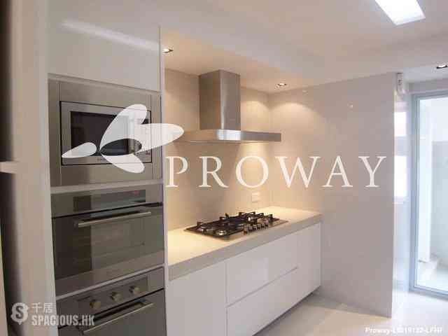The Peak - Strawberry Hill 12