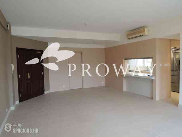 Tai Wai - Royal Forest Block 1 03