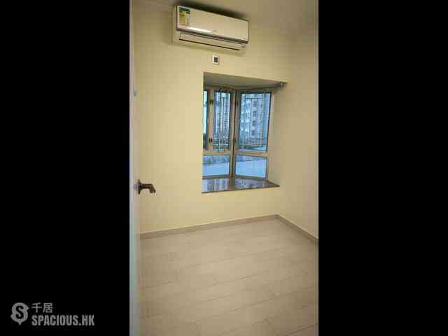 Chai Wan - New Jade Gardens Block 5 04