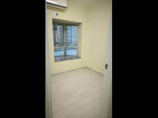 Chai Wan - New Jade Gardens Block 5 07