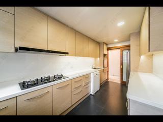 Mid Levels Central - Clovelly Court Block 1 10