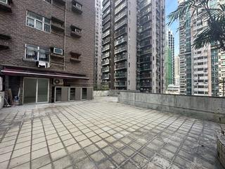 Sai Ying Pun - Yue Sun Mansion Block 1 02