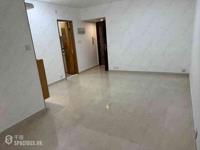 Sai Ying Pun - Yue Sun Mansion Block 1 06