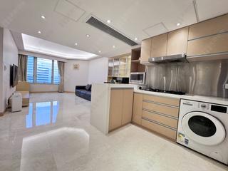 Wan Chai - Convention Plaza Apartments 06