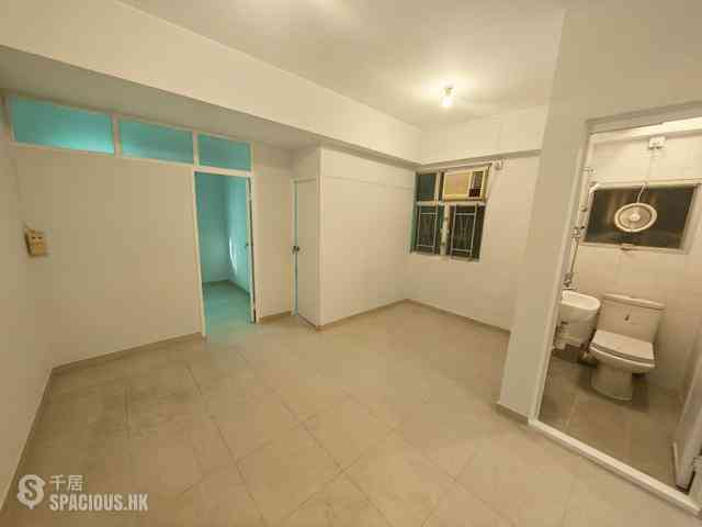 Quarry Bay - Kam Hoi Mansion 02