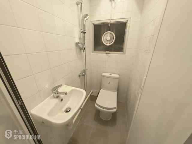 Quarry Bay - Kam Hoi Mansion 06