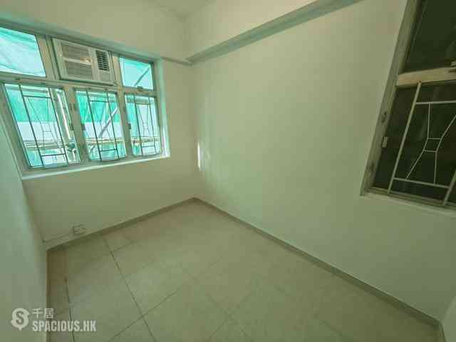 Quarry Bay - Kam Hoi Mansion 08