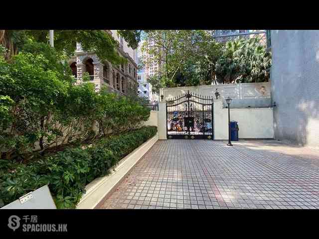 Sai Ying Pun - Ko Nga Court 08