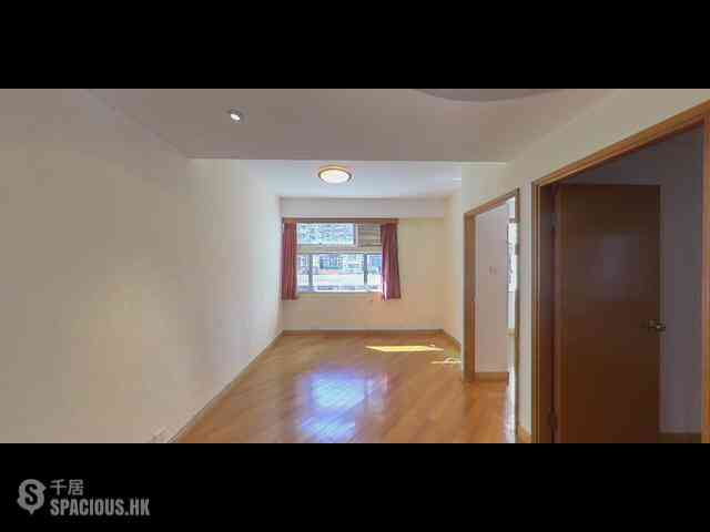 Mid Levels Central - Kings Court 01