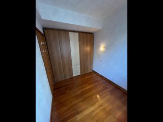 Mid Levels Central - Kings Court 10