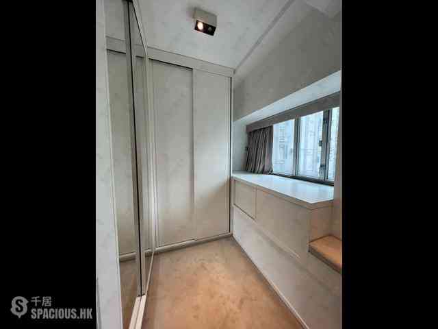 Mid Levels Central - The Rednaxela 38