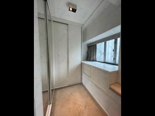 Mid Levels Central - The Rednaxela 39