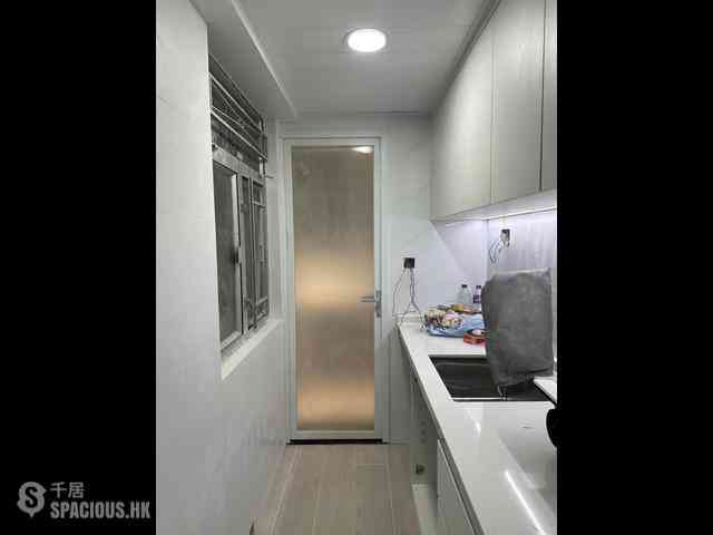 Wan Chai - 12, Sik On Street 02