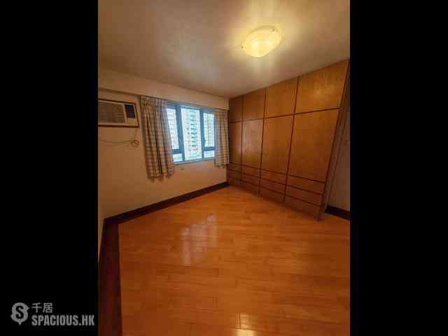 Pok Fu Lam - Baguio Villa Block 16 02