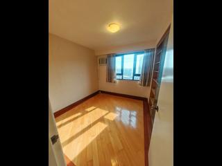Pok Fu Lam - Baguio Villa Block 16 08