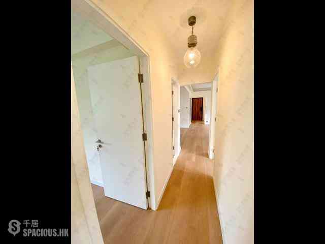 Mid Levels Central - Conway Mansion Block CD 20
