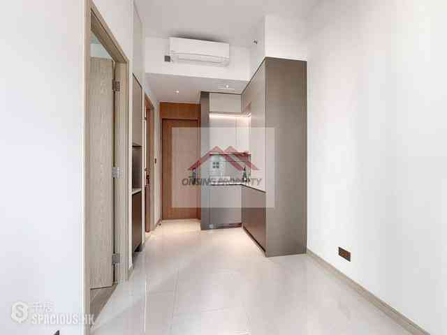 Sai Ying Pun - Upper Manor 04