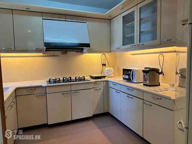 Tin Hau - Park Towers Block 1 07