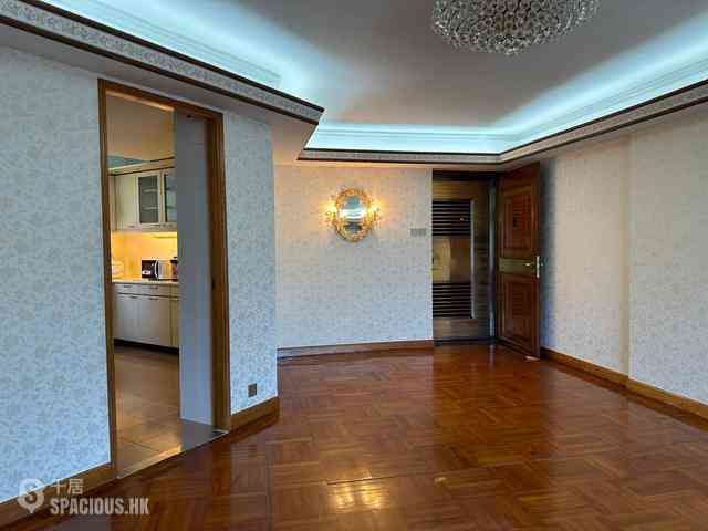 Tin Hau - Park Towers Block 1 16