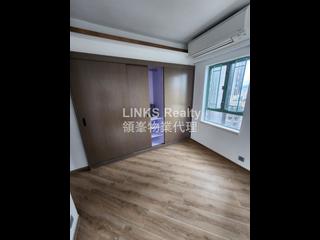 Mid Levels Central - Goldwin Heights 03